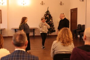 warsztat z improwizacji teatralnej z Michałem Repelewiczem (fot. Agnieszka - Ag YoKo)